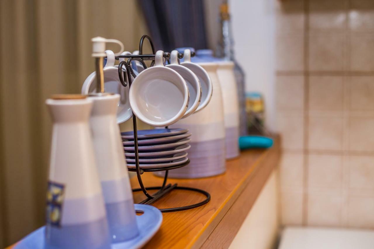 Downtown Meteora Apartment カランバカ エクステリア 写真