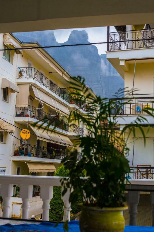 Downtown Meteora Apartment カランバカ エクステリア 写真